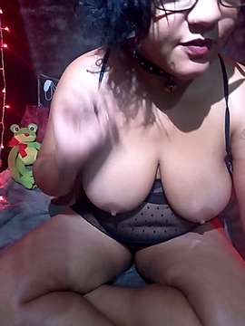 Lilith_Nera naked stripping on cam for live sex video chat