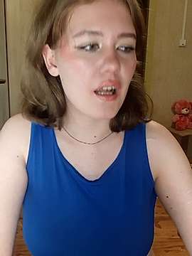 LuffyLoopsy naked stripping on cam for live sex video chat