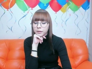 MilindaRols nude on cam – live sex chat