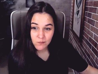 Miss-Angela nude on cam – live sex chat