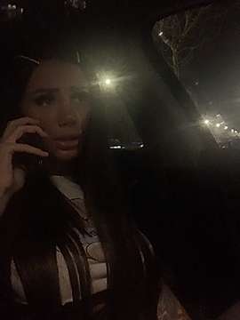 NicolleDiamondd naked stripping on cam for live sex video chat