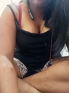 Shakilaa_Roy naked stripping on cam for live sex video chat