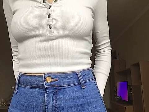 Shy_but_shining naked stripping on cam for live sex video chat