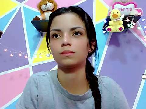 Stefanybeautiful naked stripping on cam for live sex video chat