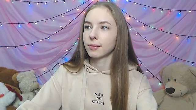 XX_SafiraFuracao_XX naked stripping on cam for live sex video chat