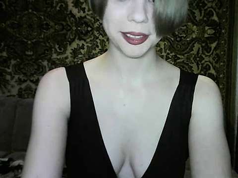 YouAlice naked stripping on cam for live sex video chat