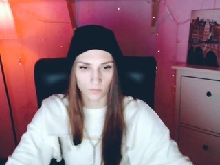 Alika nude on cam – live sex chat