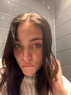 AnnyTommy naked stripping on cam for live sex video chat