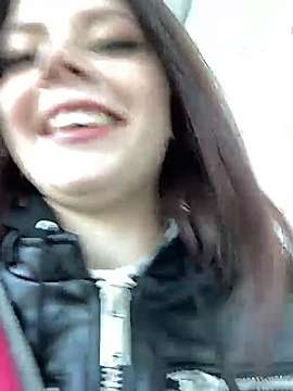 Bad_Fox_ru naked stripping on cam for live sex video chat