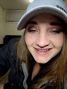 Chevygurl naked stripping on cam for live sex video chat