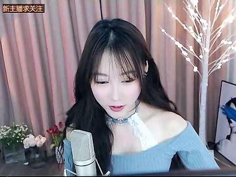 crystalmimi naked stripping on cam for live sex video chat