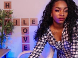 Emely, ♫ nude on cam – live sex chat