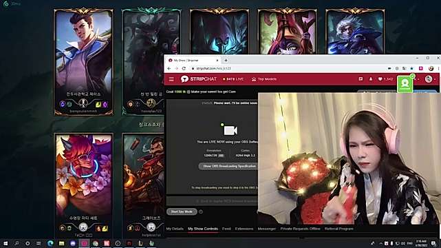 hris_lc123 naked stripping on cam for live sex video chat