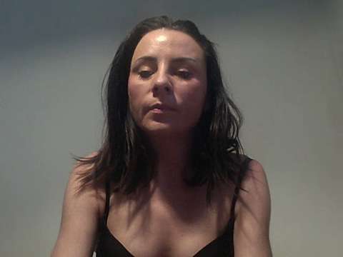 Nanou3009 naked stripping on cam for live sex video chat