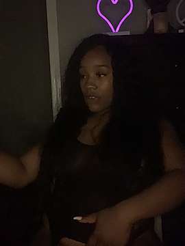 shy_Temptress naked stripping on cam for live sex video chat
