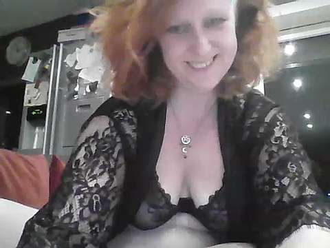 snoopyke77 naked stripping on cam for live sex video chat