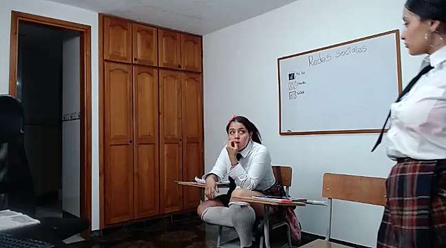 Sweet_Moon_18 naked stripping on cam for live sex video chat