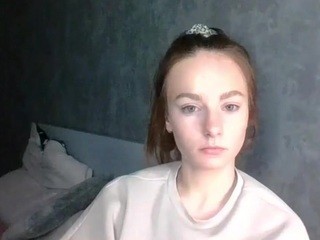 AlexisFeel nude on cam – live sex chat