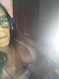 Alissadevis69 naked stripping on cam for live sex video chat