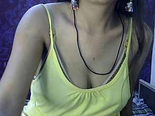 anamika_purwa naked stripping on cam for live sex video chat