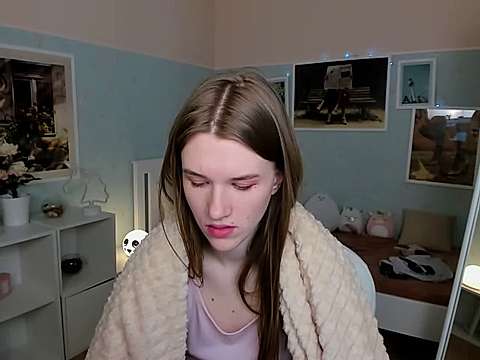 Annmarie_Scott naked stripping on cam for live sex video chat