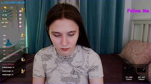 ElizabethCross naked stripping on cam for live sex video chat