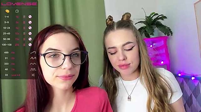 EvelyAndersod naked stripping on cam for live sex video chat