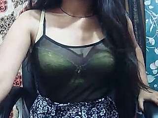 FragrantLonger naked stripping on cam for live sex video chat