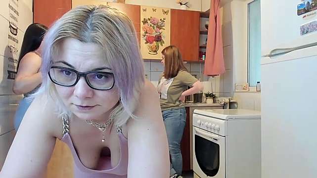 julianaxxx naked stripping on cam for live sex video chat