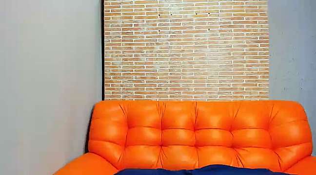 KamillaStarPowerr naked stripping on cam for live sex video chat