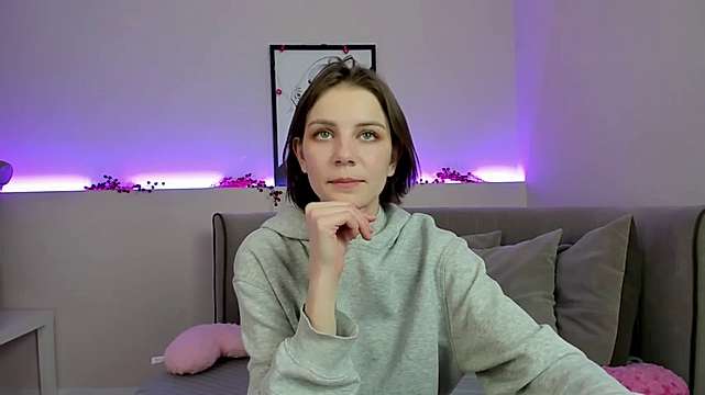 Koneko142 naked stripping on cam for live sex video chat