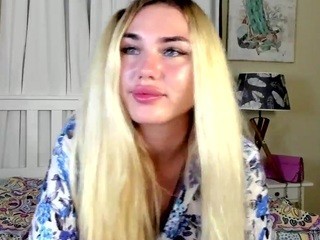 Miley-Rush nude on cam – live sex chat