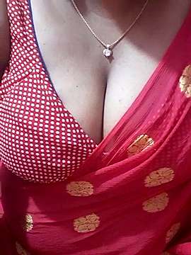 Mohine_hot naked stripping on cam for live sex video chat