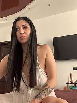 MusicalPortrait naked stripping on cam for live sex video chat