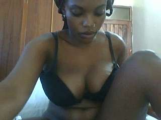 naggy_gal naked stripping on cam for live sex video chat