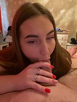 paradisaic_delight naked stripping on cam for live sex video chat