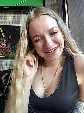 Stunning_Angel naked stripping on cam for live sex video chat