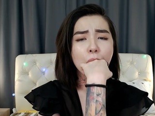 SulaMono nude on cam – live sex chat