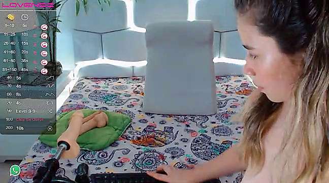 sweetRosi_ naked stripping on cam for live sex video chat