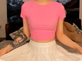 Tomiko45 nude on cam – live sex chat