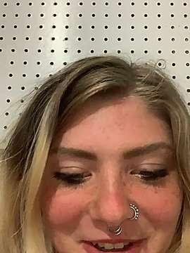 waterfaerie naked stripping on cam for live sex video chat