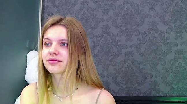 AlisonWow naked stripping on cam for live sex video chat