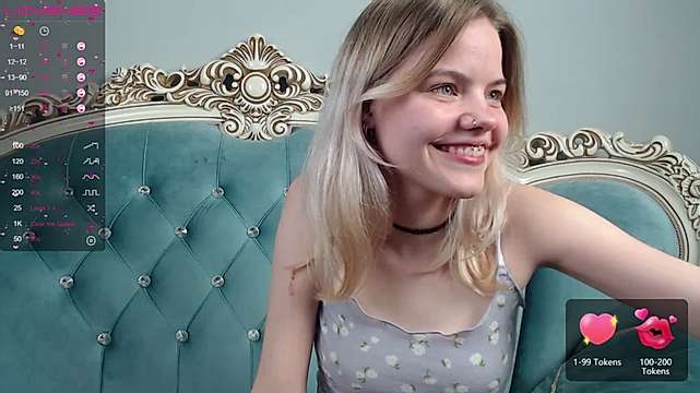Allie_Ann naked stripping on cam for live sex video chat