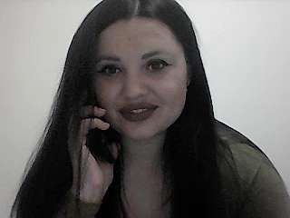 Anna-German naked stripping on cam for live sex video chat