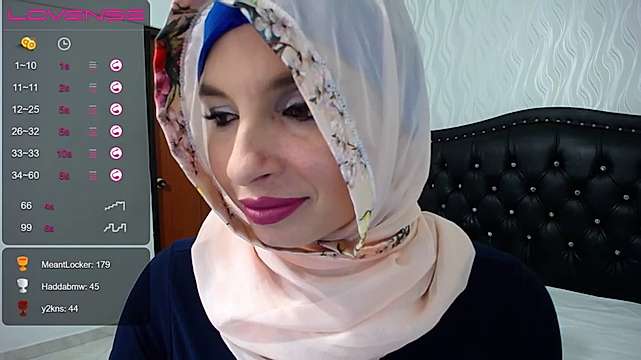 Azahara_Amin_ naked stripping on cam for live sex video chat