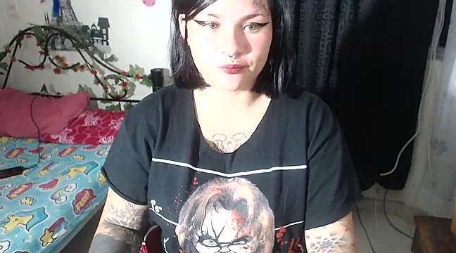 Charles_Leeray naked stripping on cam for live sex video chat