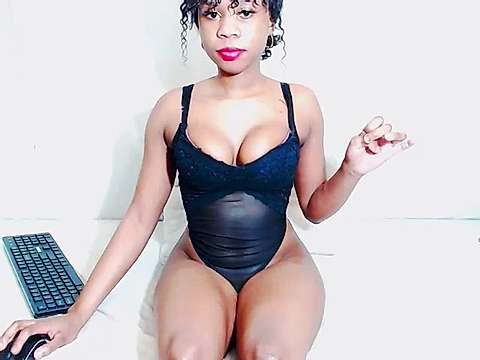 Ducheess naked stripping on cam for live sex video chat