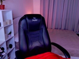 Jessica-Fire nude on cam – live sex chat