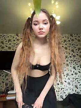 Keily_Dream naked stripping on cam for live sex video chat