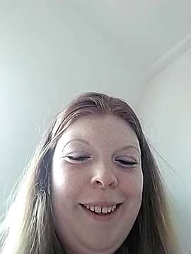 Melissa20222 naked stripping on cam for live sex video chat